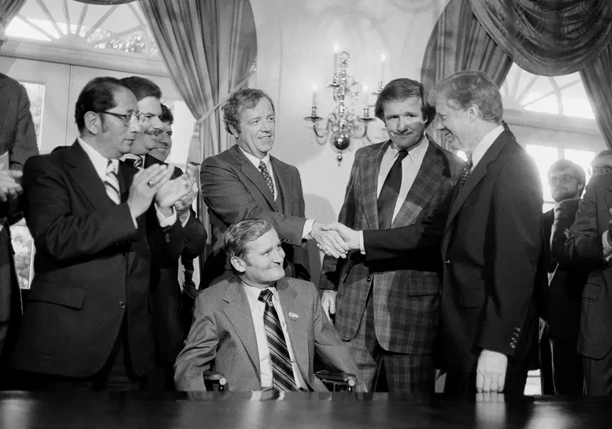 Former U.S. Senator Donald Riegle of Michigan Dies at 88 — Politics